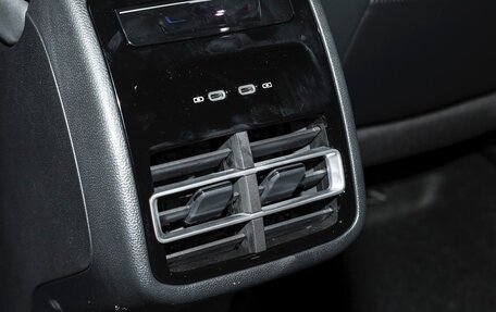 Volkswagen Tiguan, 2026 год, 4 754 000 рублей, 39 фотография