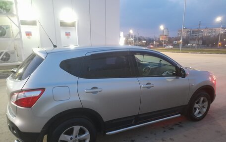 Nissan Qashqai, 2010 год, 1 020 000 рублей, 2 фотография