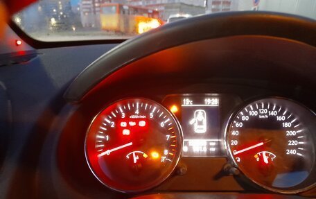 Nissan Qashqai, 2010 год, 1 020 000 рублей, 6 фотография