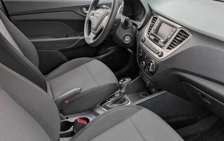 Hyundai Solaris II рестайлинг, 2020 год, 1 650 000 рублей, 4 фотография