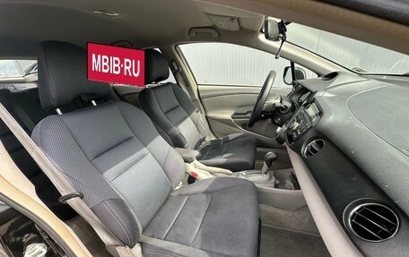 Honda Insight II рестайлинг, 2010 год, 700 000 рублей, 13 фотография