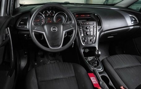 Opel Astra J, 2014 год, 799 000 рублей, 6 фотография