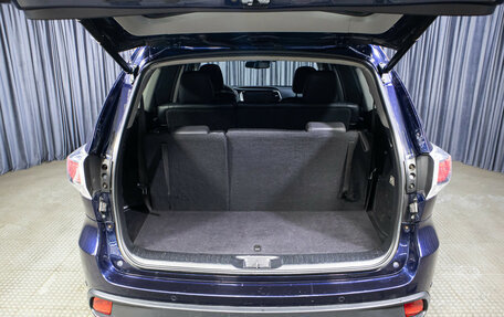 Toyota Highlander III, 2014 год, 2 498 000 рублей, 10 фотография