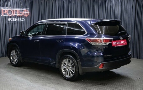 Toyota Highlander III, 2014 год, 2 498 000 рублей, 7 фотография