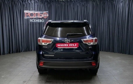 Toyota Highlander III, 2014 год, 2 498 000 рублей, 6 фотография