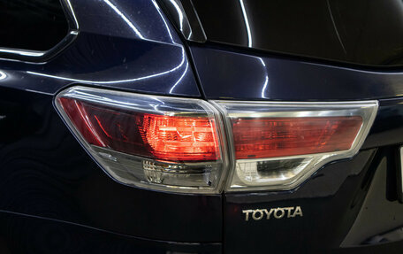 Toyota Highlander III, 2014 год, 2 498 000 рублей, 24 фотография