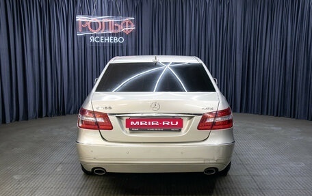 Mercedes-Benz E-Класс, 2011 год, 1 398 000 рублей, 5 фотография