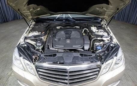 Mercedes-Benz E-Класс, 2011 год, 1 398 000 рублей, 8 фотография