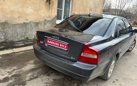 Volvo S80 II рестайлинг 2, 2000 год, 303 000 рублей, 1 фотография