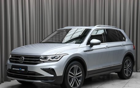 Volkswagen Tiguan II, 2021 год, 3 720 000 рублей, 1 фотография