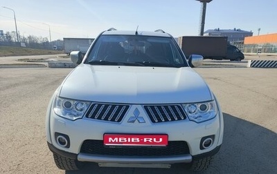 Mitsubishi Pajero Sport II рестайлинг, 2013 год, 1 800 000 рублей, 1 фотография