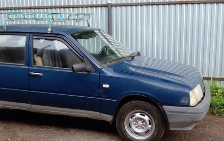 ИЖ 2126 «Ода», 2003 год, 129 000 рублей, 2 фотография