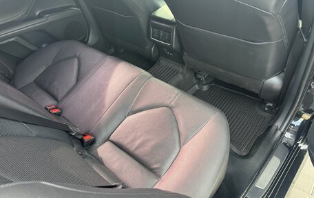 Toyota Camry, 2021 год, 3 700 000 рублей, 10 фотография