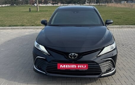 Toyota Camry, 2021 год, 3 700 000 рублей, 3 фотография