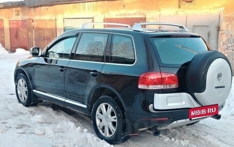 Volkswagen Touareg III, 2005 год, 695 000 рублей, 4 фотография