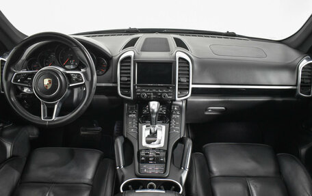 Porsche Cayenne III, 2015 год, 3 490 000 рублей, 13 фотография