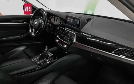 BMW 5 серия, 2017 год, 3 000 000 рублей, 9 фотография