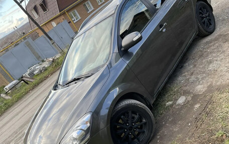 KIA cee'd I рестайлинг, 2011 год, 850 000 рублей, 17 фотография