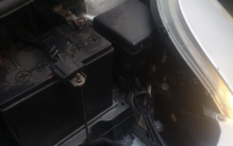 Toyota Vitz, 2005 год, 500 000 рублей, 8 фотография