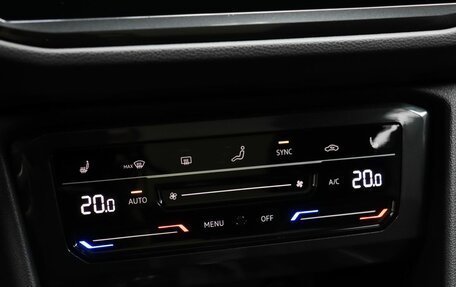 Volkswagen Tiguan II, 2021 год, 3 720 000 рублей, 14 фотография