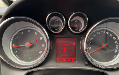 Opel Astra J, 2012 год, 950 000 рублей, 14 фотография