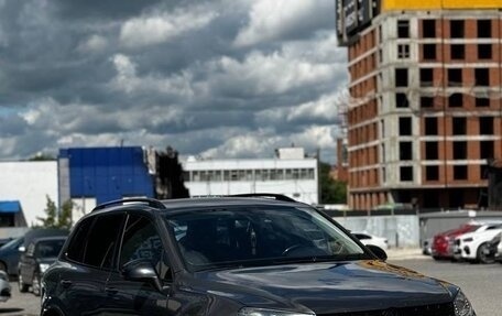 Volkswagen Touareg III, 2010 год, 1 555 000 рублей, 2 фотография