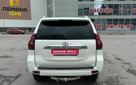 Toyota Land Cruiser Prado 150 рестайлинг 2, 2011 год, 2 990 000 рублей, 4 фотография