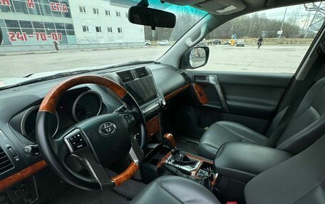 Toyota Land Cruiser Prado 150 рестайлинг 2, 2011 год, 2 990 000 рублей, 7 фотография