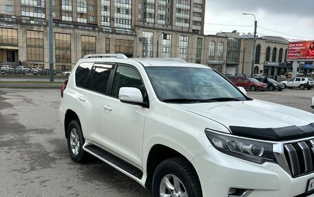 Toyota Land Cruiser Prado 150 рестайлинг 2, 2011 год, 2 990 000 рублей, 6 фотография