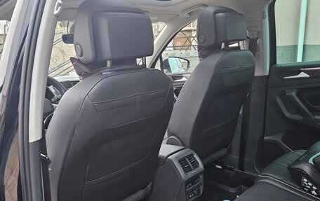 Volkswagen Tiguan II, 2021 год, 4 600 000 рублей, 6 фотография