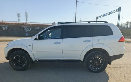 Mitsubishi Pajero Sport II рестайлинг, 2013 год, 1 800 000 рублей, 3 фотография