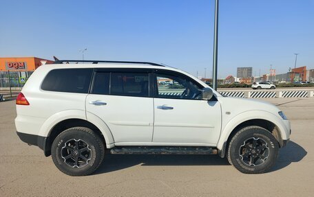 Mitsubishi Pajero Sport II рестайлинг, 2013 год, 1 800 000 рублей, 7 фотография