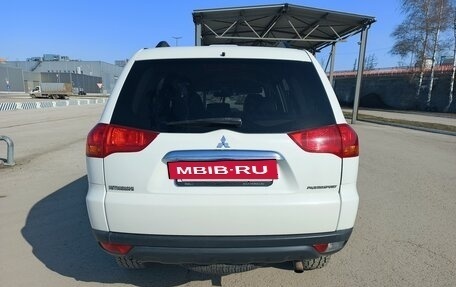 Mitsubishi Pajero Sport II рестайлинг, 2013 год, 1 800 000 рублей, 5 фотография