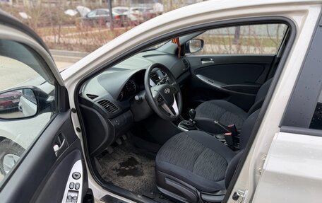 Hyundai Solaris II рестайлинг, 2015 год, 1 250 000 рублей, 2 фотография