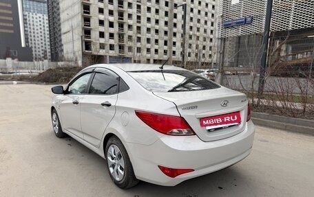 Hyundai Solaris II рестайлинг, 2015 год, 1 250 000 рублей, 5 фотография