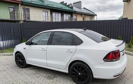 Volkswagen Polo VI (EU Market), 2018 год, 1 270 000 рублей, 2 фотография