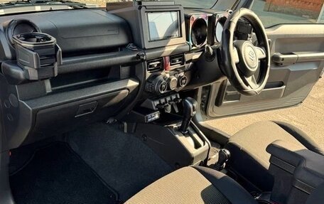 Suzuki Jimny, 2022 год, 1 640 000 рублей, 9 фотография