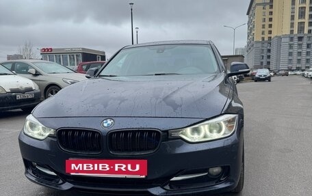 BMW 3 серия, 2013 год, 1 940 000 рублей, 16 фотография