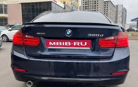 BMW 3 серия, 2013 год, 1 940 000 рублей, 10 фотография