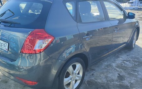 KIA cee'd I рестайлинг, 2011 год, 710 000 рублей, 2 фотография