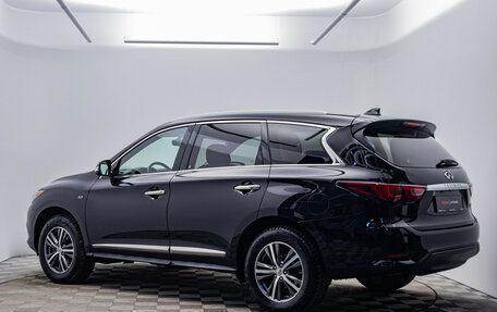 Infiniti QX60 I рестайлинг, 2017 год, 2 100 000 рублей, 7 фотография