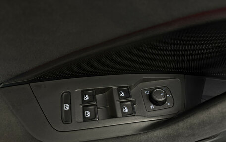 Volkswagen Tiguan, 2024 год, 4 600 000 рублей, 13 фотография