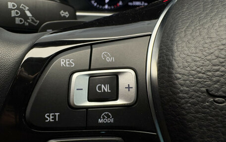 Volkswagen Tiguan II, 2018 год, 3 499 000 рублей, 20 фотография