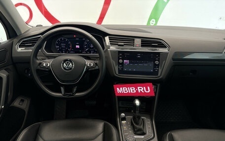 Volkswagen Tiguan II, 2018 год, 3 499 000 рублей, 11 фотография