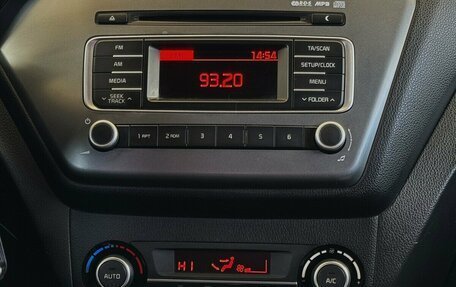 KIA Rio III рестайлинг, 2015 год, 1 070 000 рублей, 8 фотография