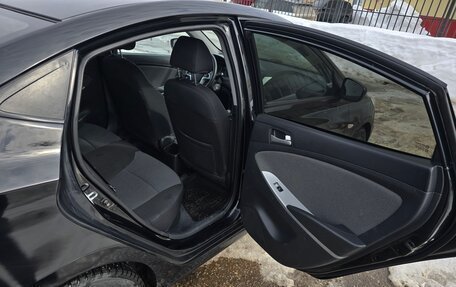 Hyundai Solaris II рестайлинг, 2013 год, 560 000 рублей, 10 фотография