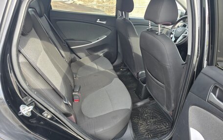 Hyundai Solaris II рестайлинг, 2013 год, 560 000 рублей, 11 фотография