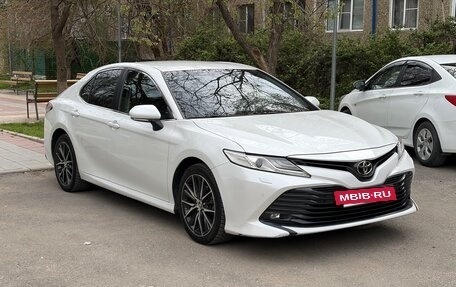 Toyota Camry, 2020 год, 2 590 000 рублей, 2 фотография