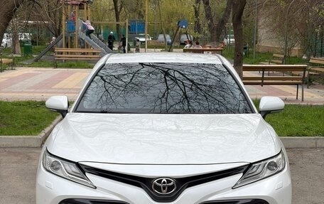 Toyota Camry, 2020 год, 2 590 000 рублей, 3 фотография