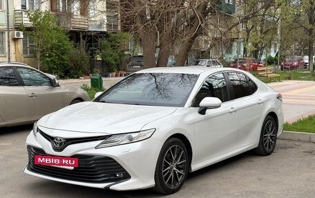 Toyota Camry, 2020 год, 2 590 000 рублей, 4 фотография